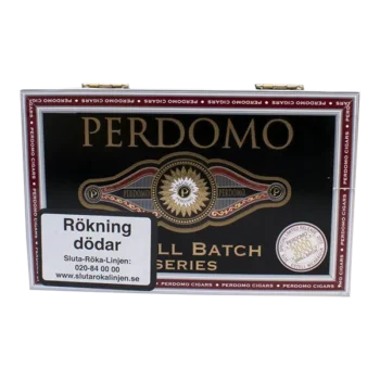 Perdomo Small Batch Half Corona Maduro cigarr