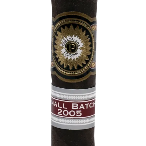 Perdomo Small Batch Half Corona Maduro cigarr