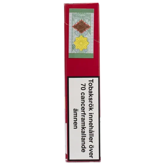 Från sidan är säkerhetsmärkningen synlig på cigarettpaket Mark Adams No 1 Original Red 100´s. Säkerhetsmärkningen är en säkerhetsdetalj för att visa produktens äkthet. Beställ cigaretterna från Snusfabriken.com