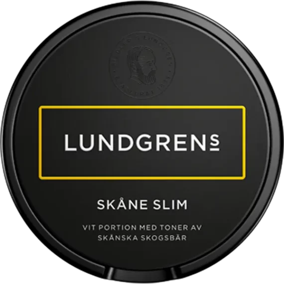 Lundgrens Skåne Slim Portion. Snusdosan sedd rakt framifrån. Köp snuset fraktfritt från Snusfabriken.com