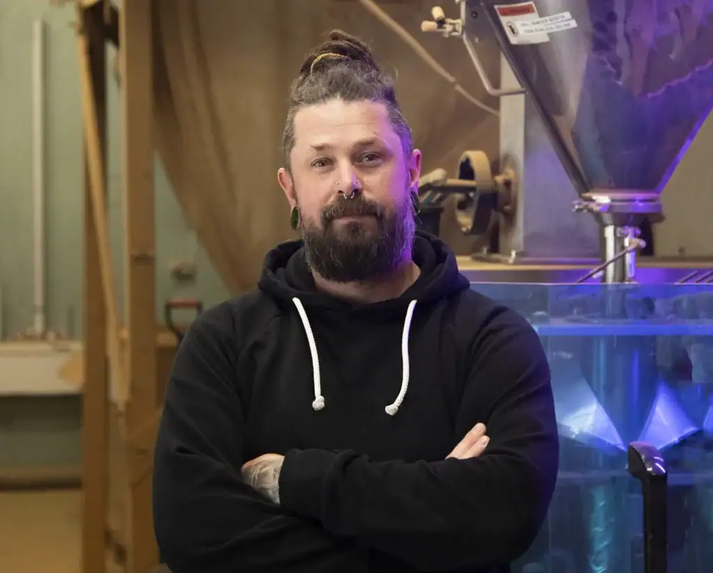 Snusfabriken Presenterar Henrik Jerner