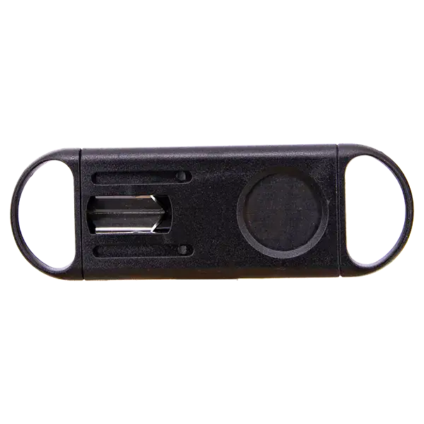 Cigarrsnoppare Kerf and Round Cut 23 mm är gjord av plast och med två olika sorters skärblad. Maximal diameter på cigarren som skärbladet klarar är 23 mm.